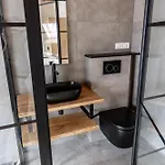 Newly Built Nature Villa, Wifi And Clean Lägenhet Ledeacker