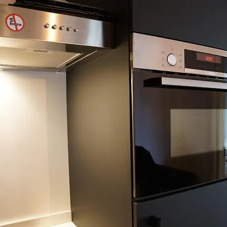 Newly Built Nature Villa, Wifi And Clean * Ledeacker