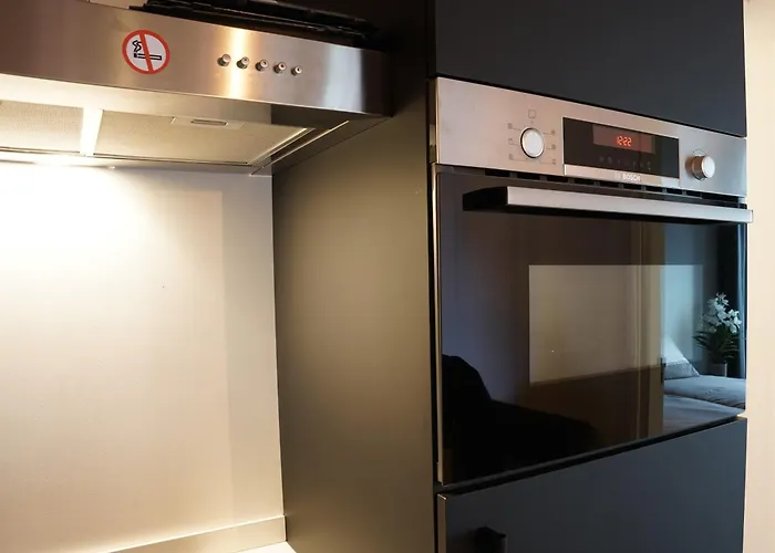 Newly Built Nature Villa, Wifi And Clean * Ledeacker